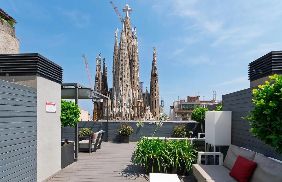 Sensation Sagrada Familia-1