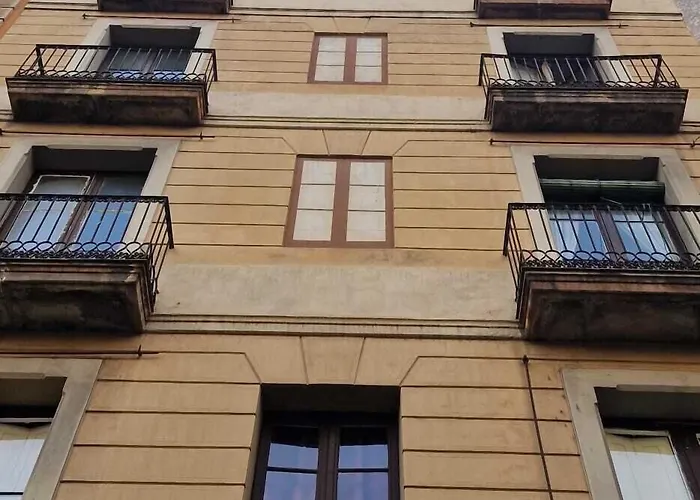 Arago Suites
